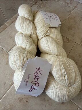 Knit Picks Shimmer Bare (Cream) Lightweight Wool /Silk Blend Yarn 2 Hanks